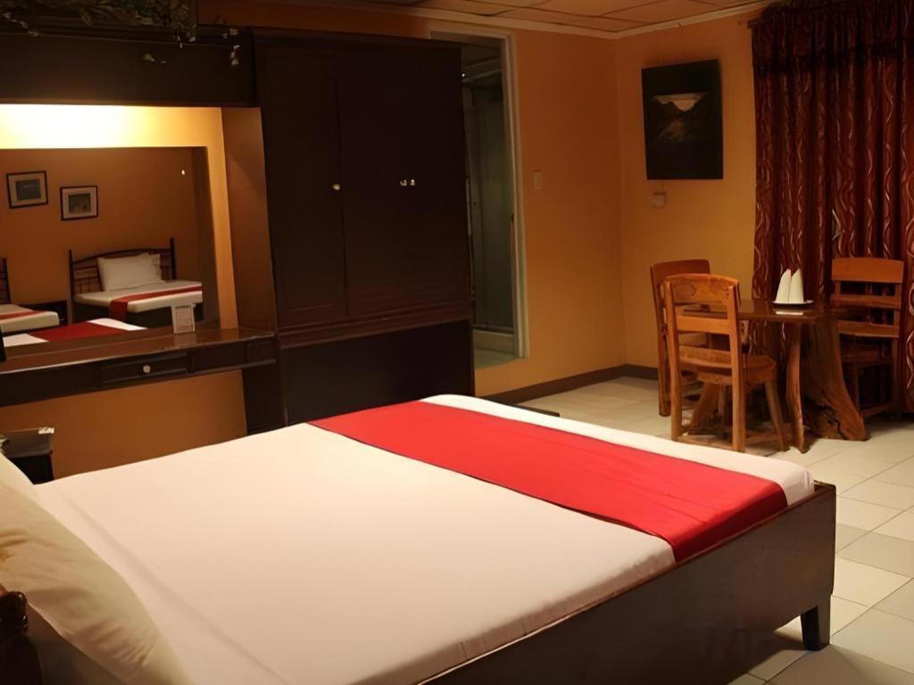 La Esperanza Hotel Kalibo Εξωτερικό φωτογραφία